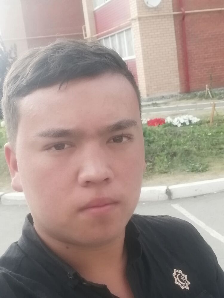  35738914  MERON, 21 ,    