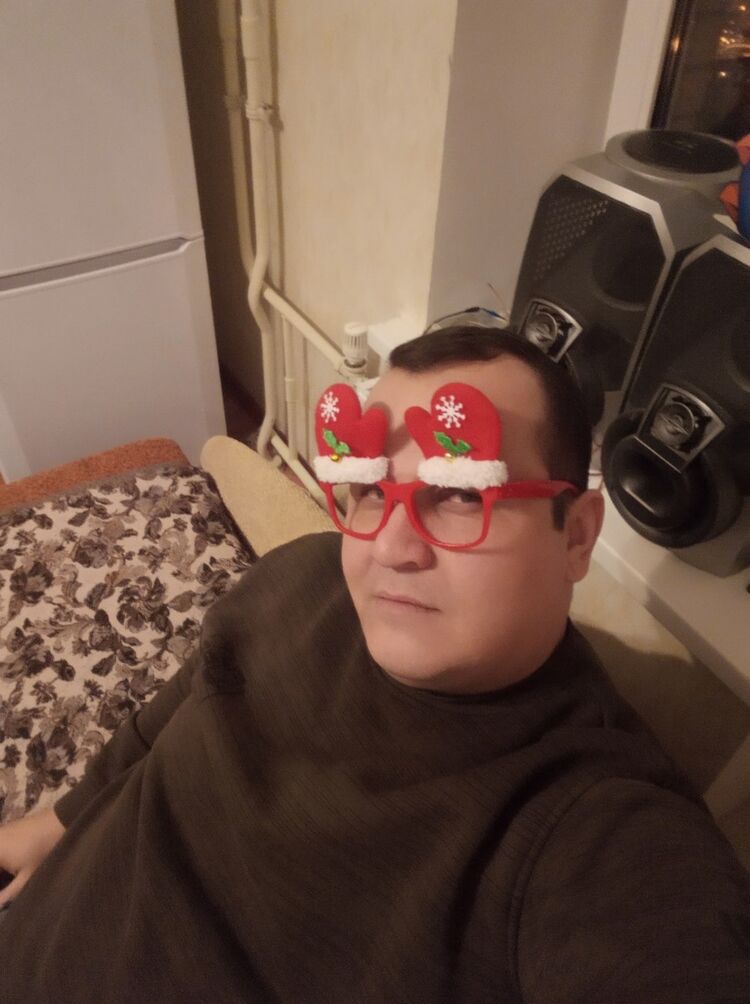  18605974  , 38 ,    -