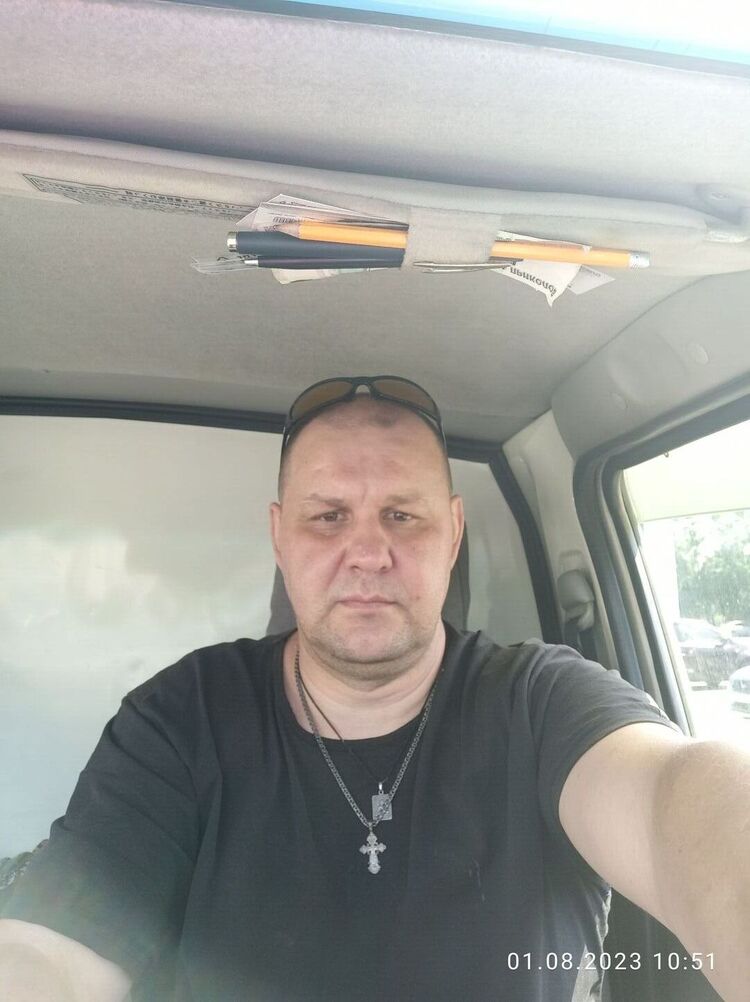  37014054  , 42 ,    