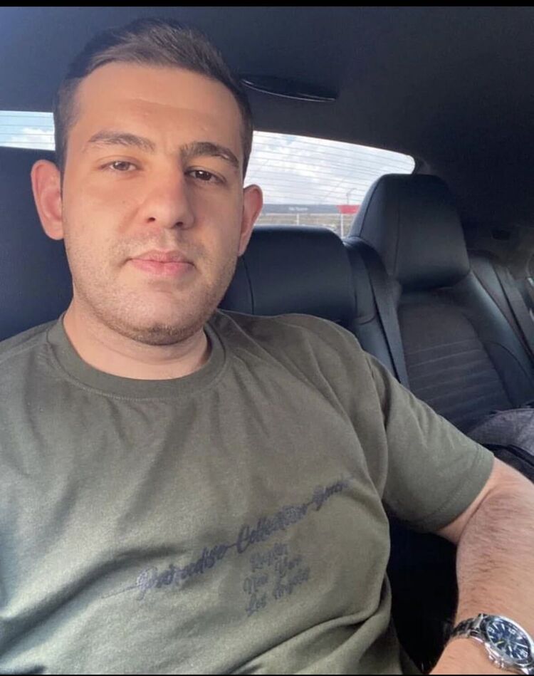  45008884  Mustafa, 28 ,    