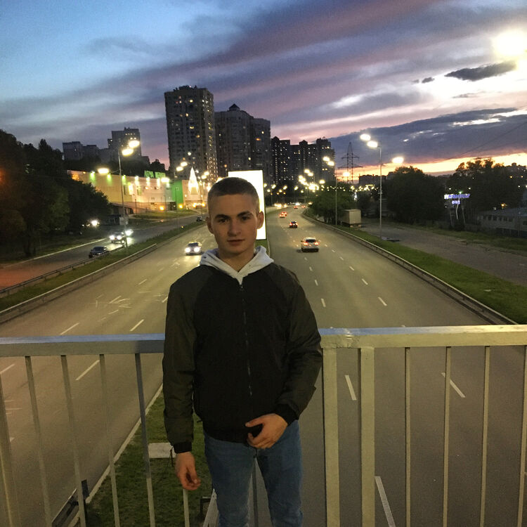  24379874  , 24 ,    