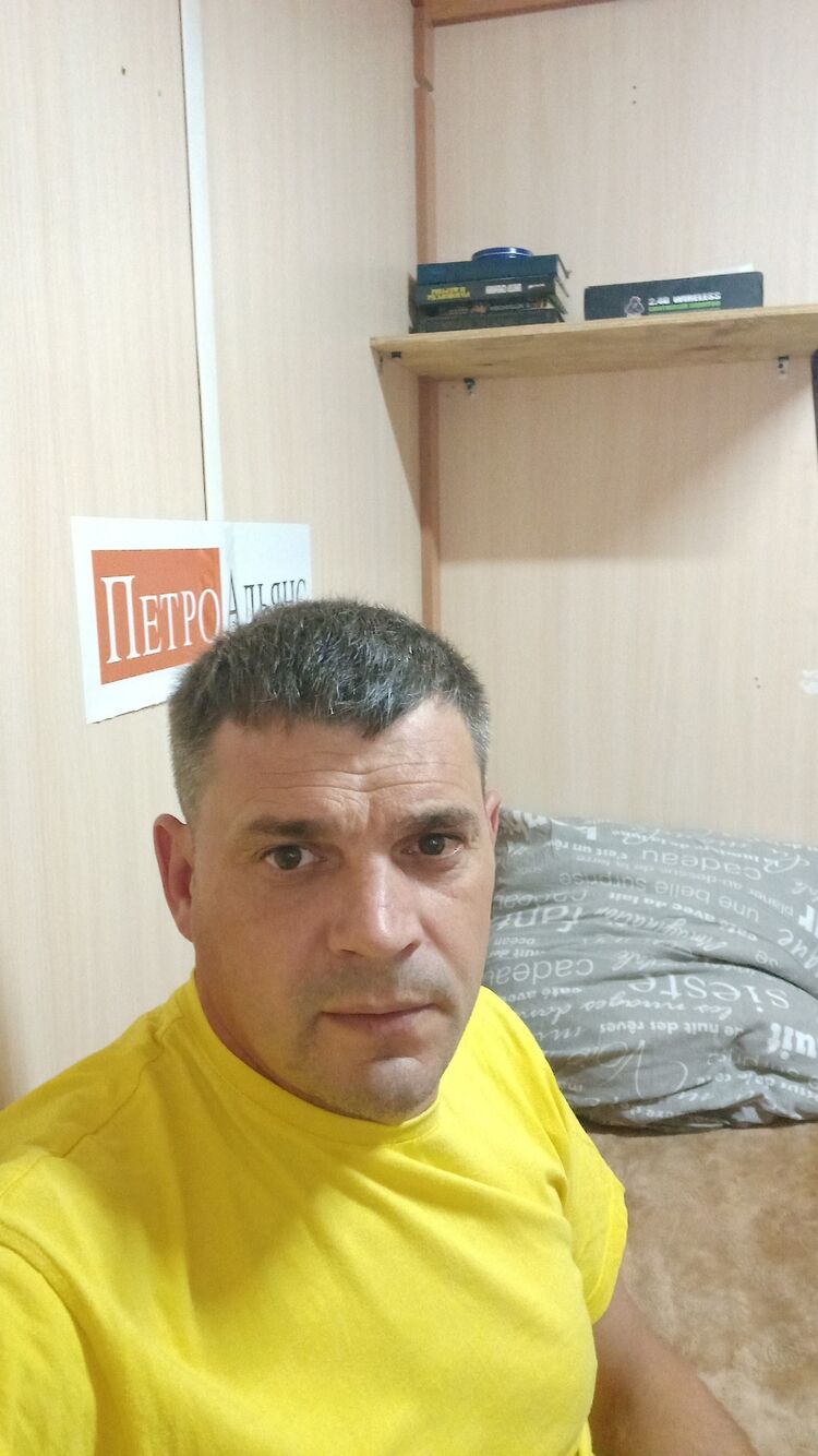  46913504  , 39 ,    