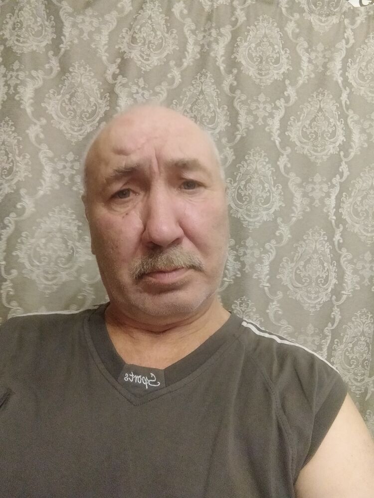  39465454  Yury, 62 ,     