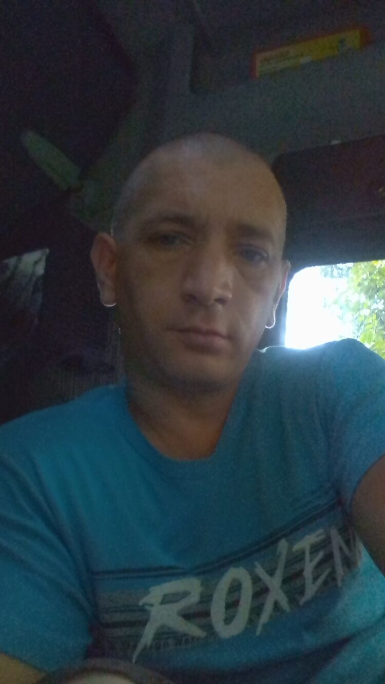  23733714  , 42 ,    