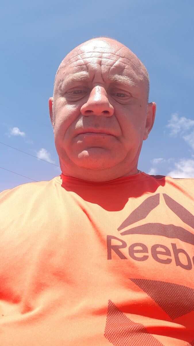  21931174  Alex, 53 ,    