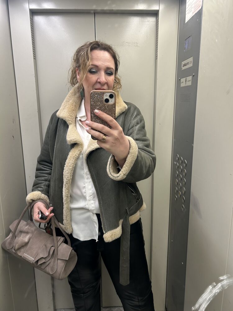 ���� 56279714 ������� �����, 44 ����, ���� ���������� � �����������