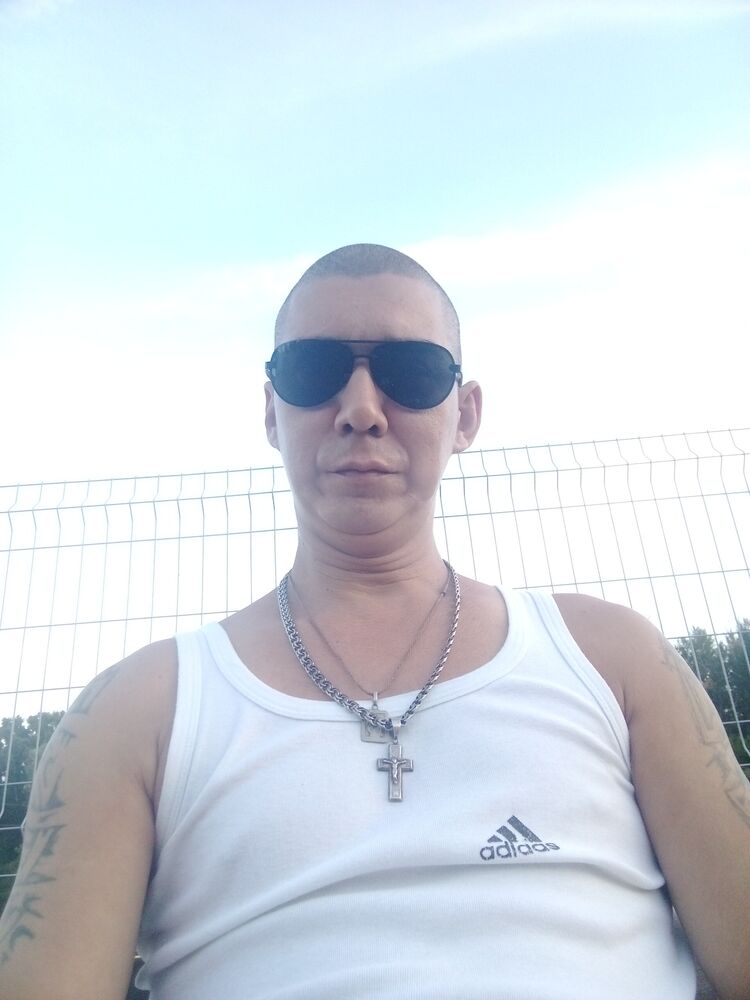  48207404  , 39 ,    