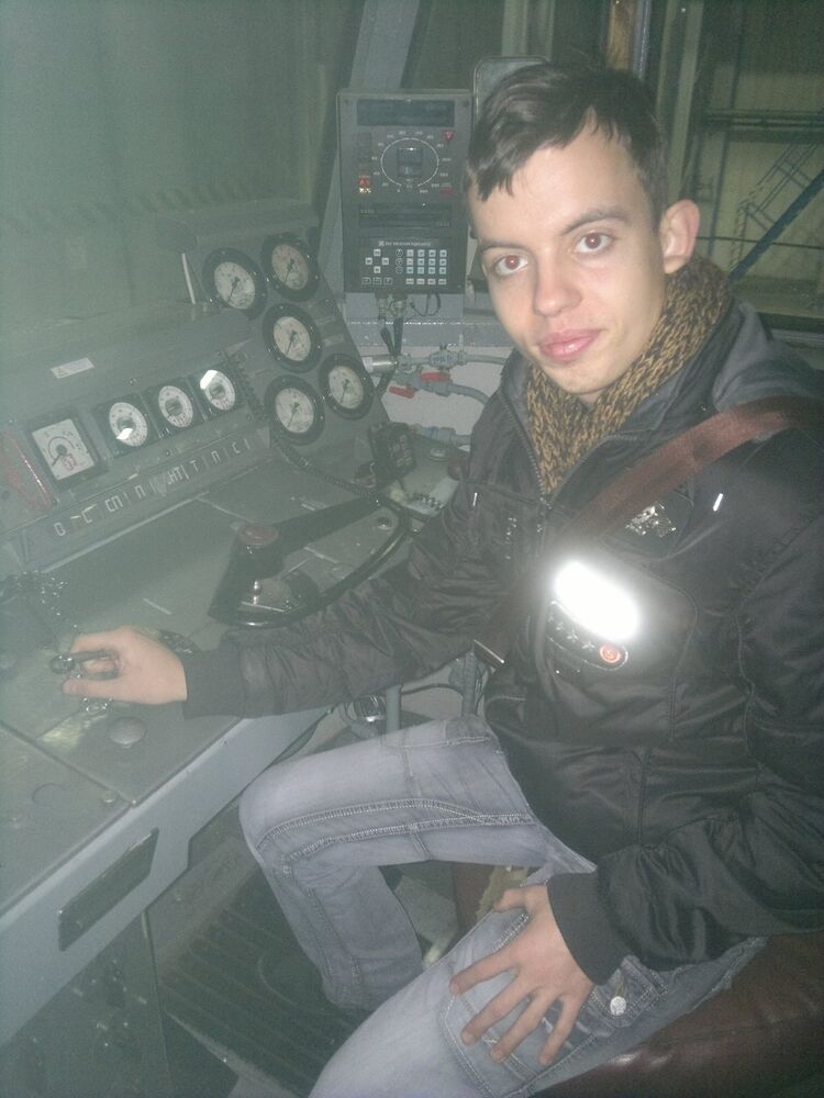 ���� 9315864 ������� �������, 32 ����, ���� ���������� � �����������