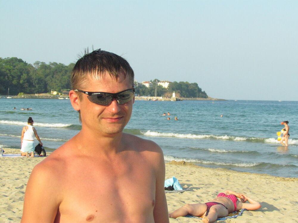  ,   Yury, 41 ,   ,   , c 