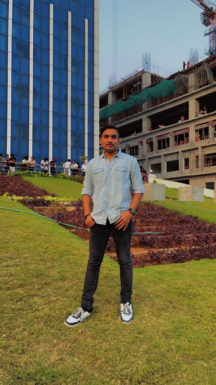  41637934  Prakhar, 22 ,    Madras