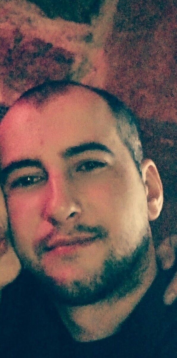  16372984  Vasyl, 39 ,    