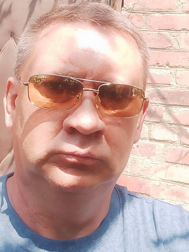  52959484  Valery, 54 ,    