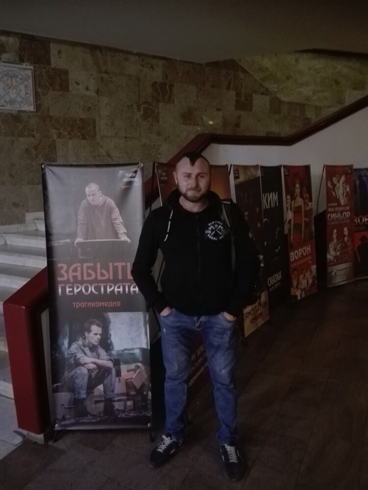  15371524  Andrey, 39 ,    