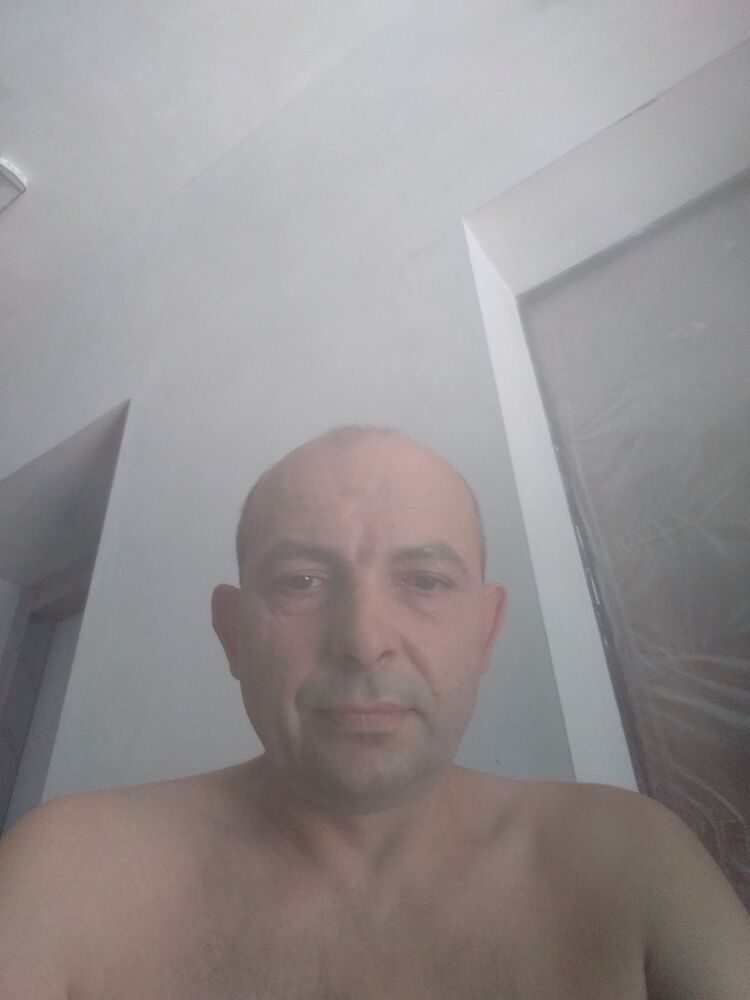 16585534  Igor, 52 ,    Warszawa