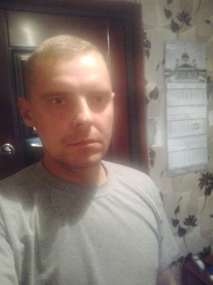  5832014  Alex, 43 ,    