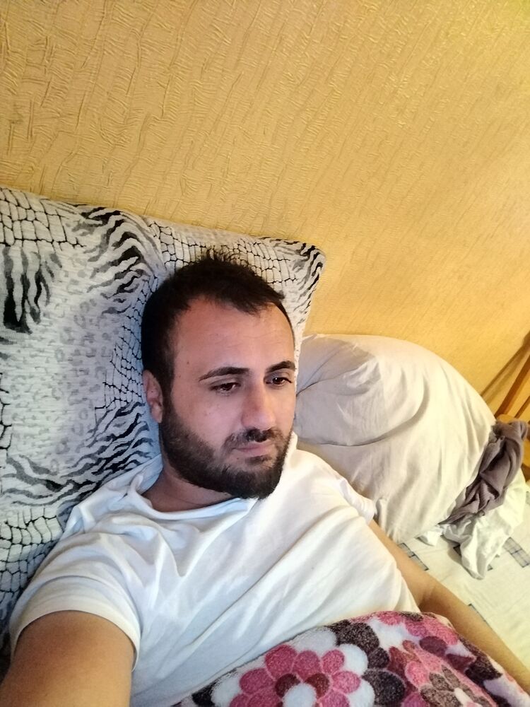  ,   Sercan, 33 ,   ,   