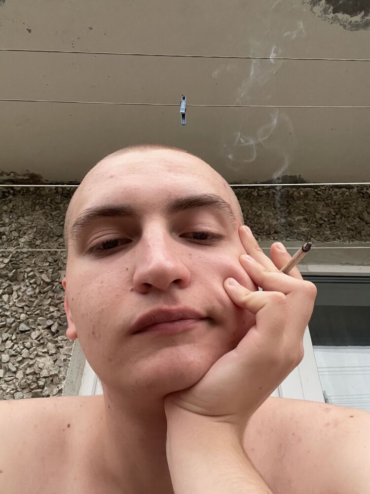  52793554  , 22 ,    -