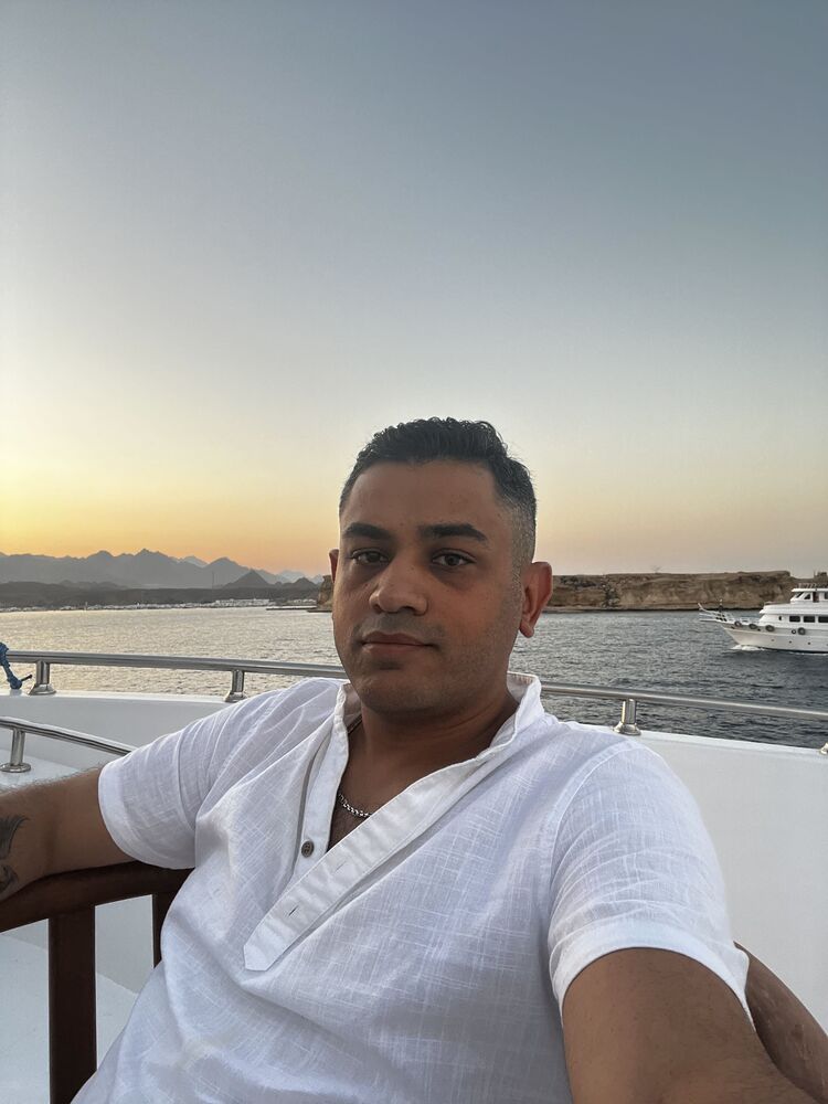  ,   Alaa, 36 ,   ,   