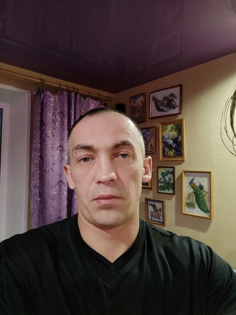  ,   Mihail, 46 ,   ,   , c 
