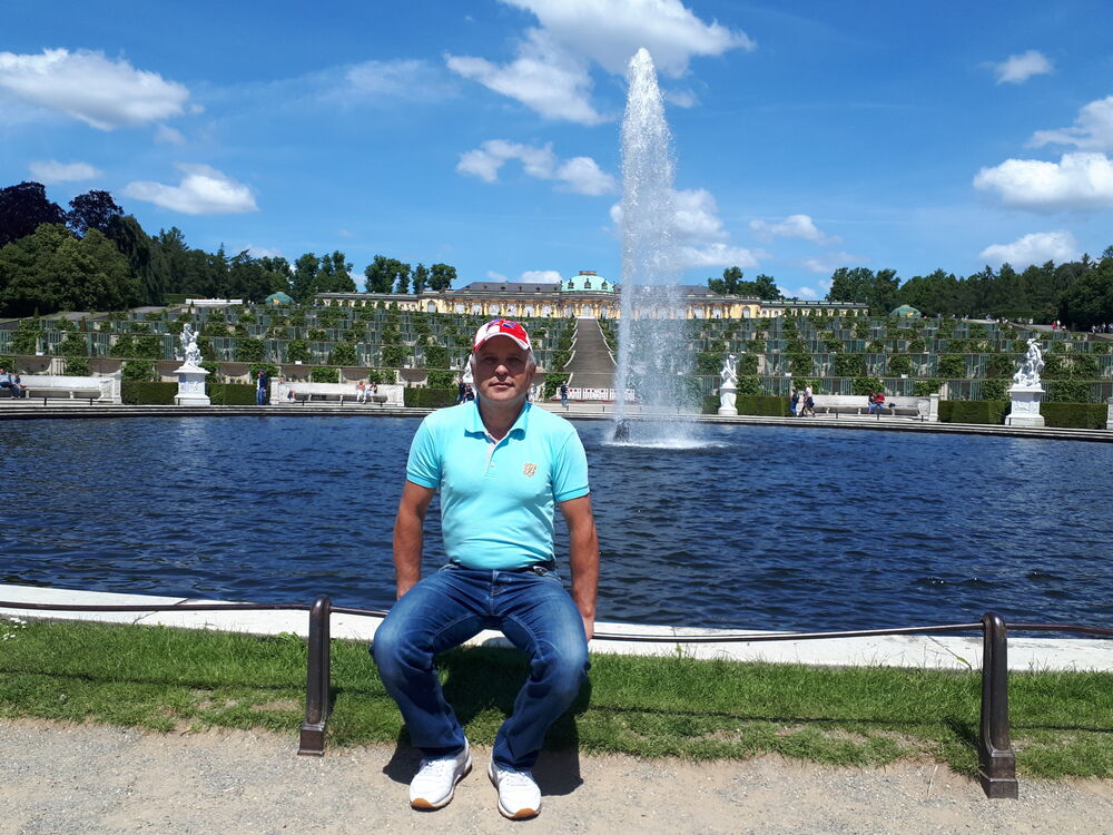  ,   Petru, 56 ,   