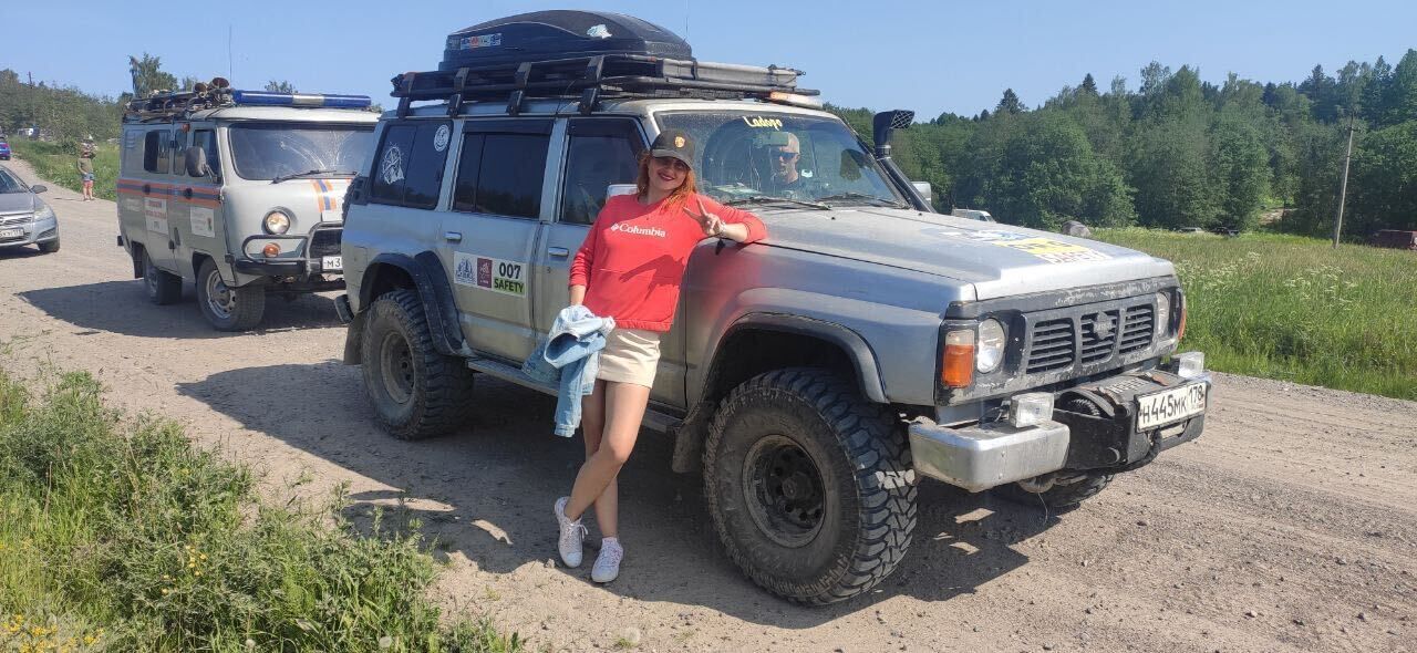  54349454  Elena, 37 ,    -