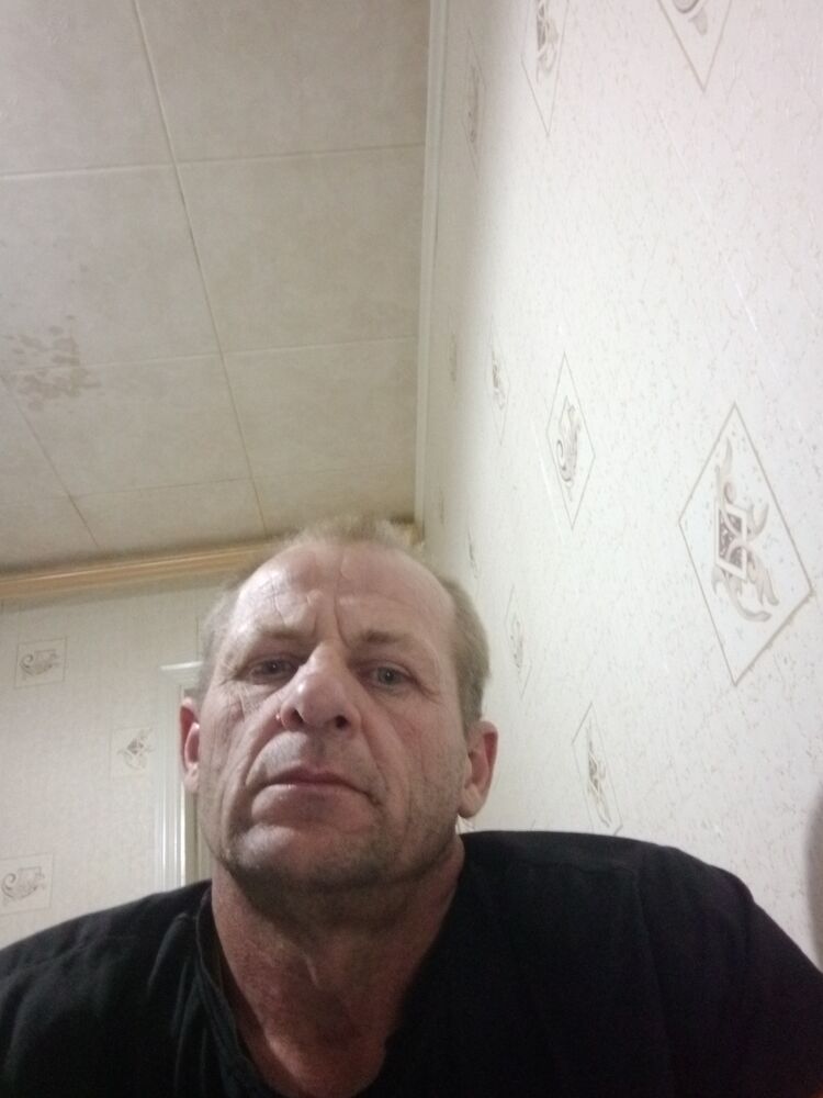  46283094  , 49 ,    