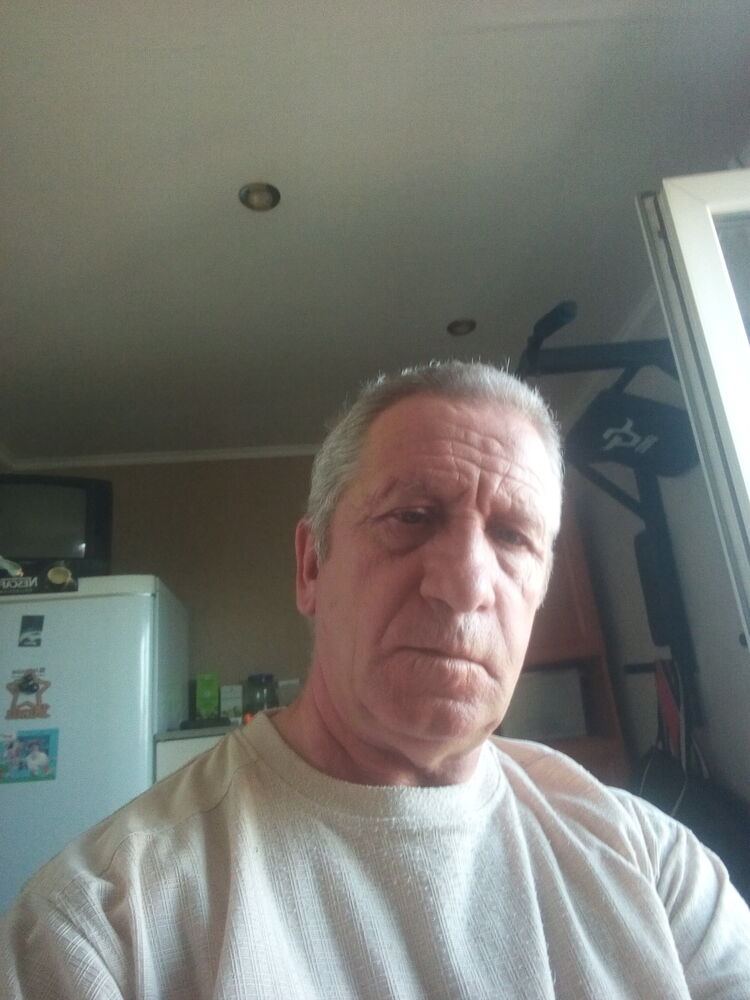  28496874  , 61 ,    