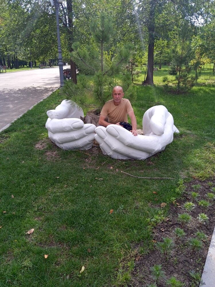  ,   Alexey, 52 ,   ,   