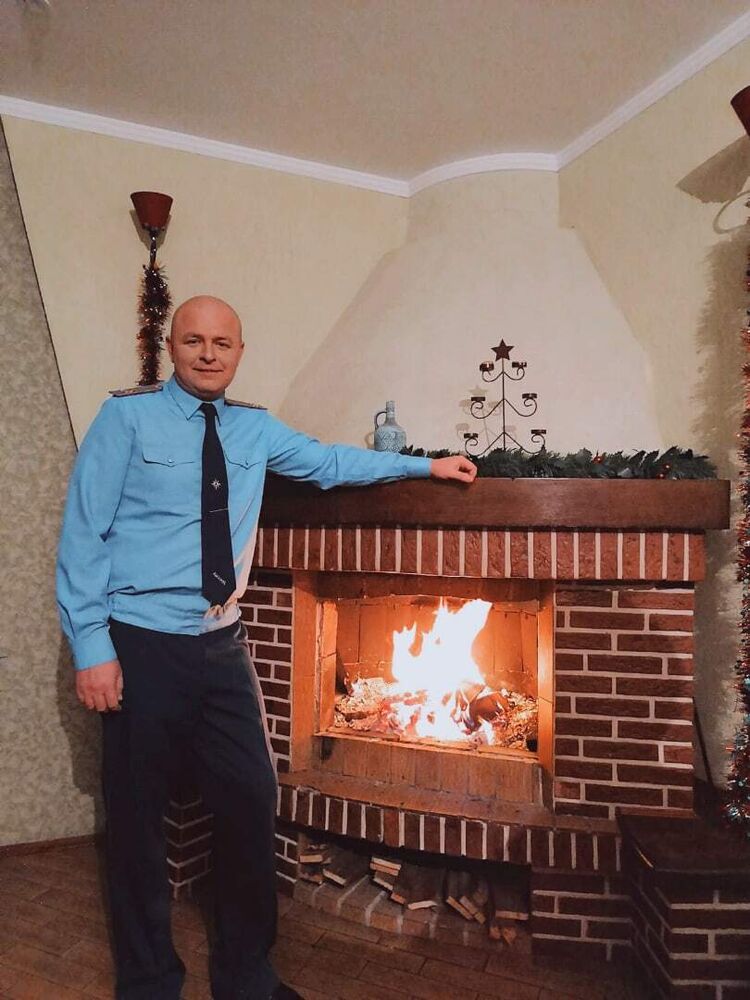  ,   Dmitry, 43 ,   c 