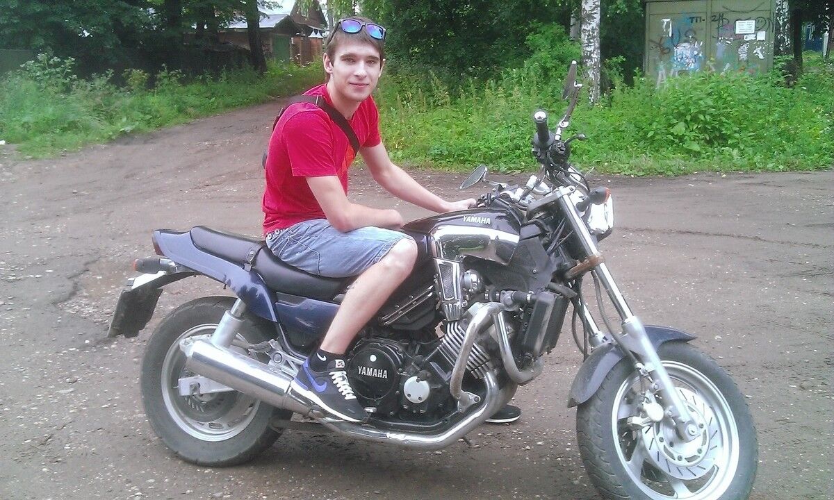  6116154  Artem, 33 ,    