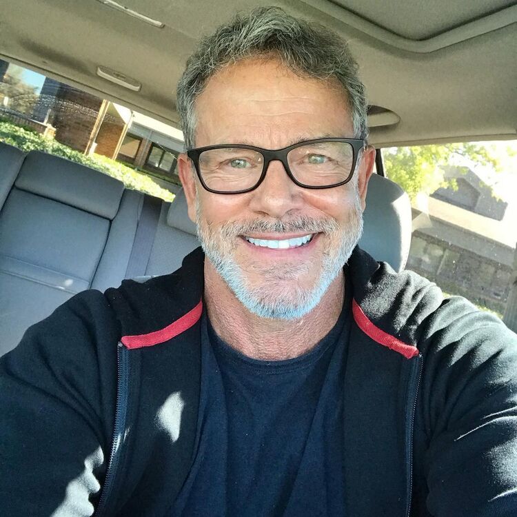  23737614  James, 60 ,    