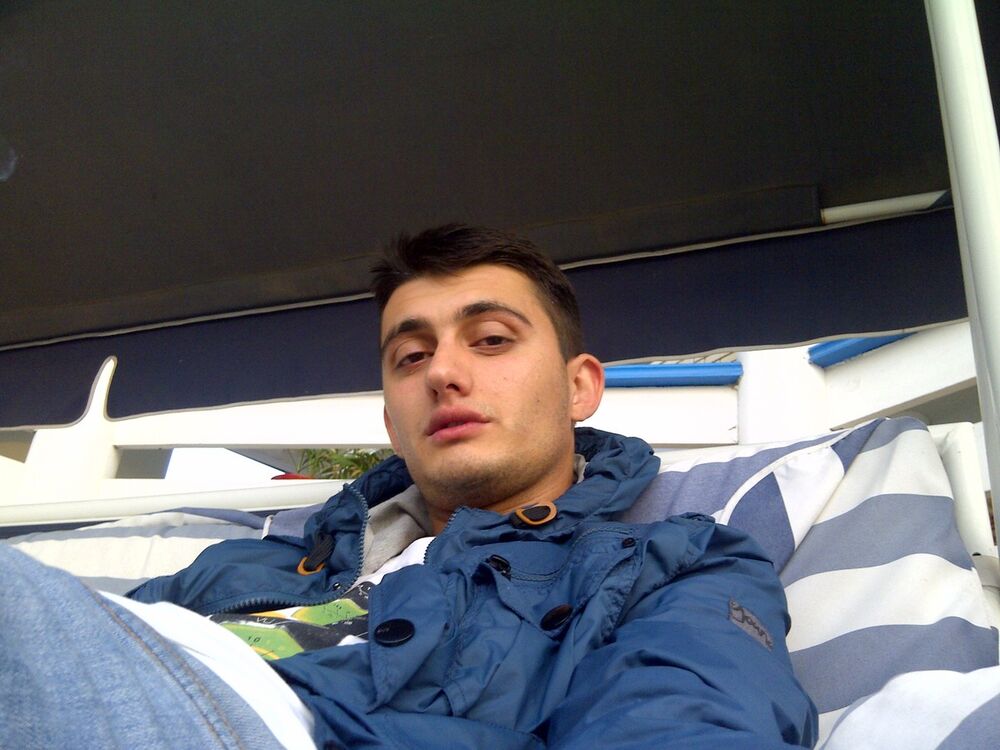  ,   Emil, 36 ,   ,   , c 