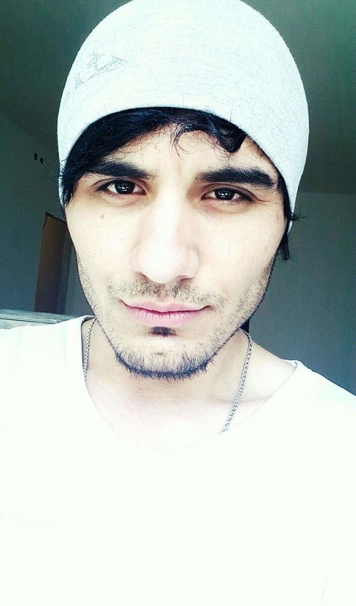  18395464  Prince, 32 ,    