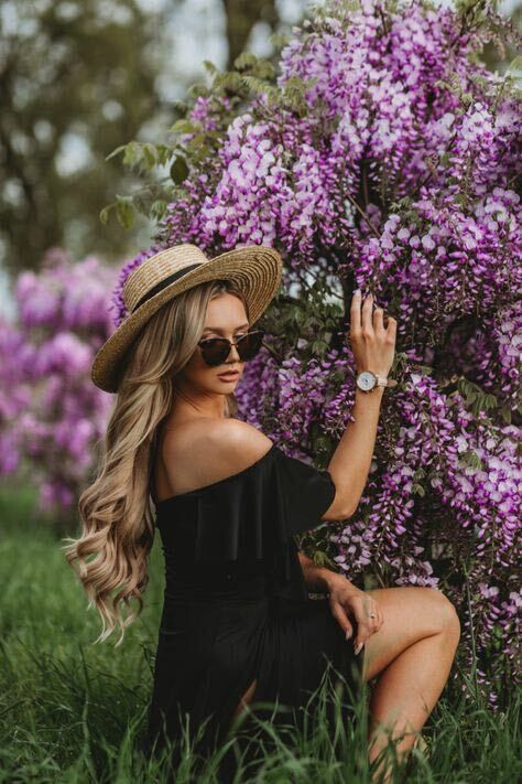  ,   Dana, 21 ,   ,   