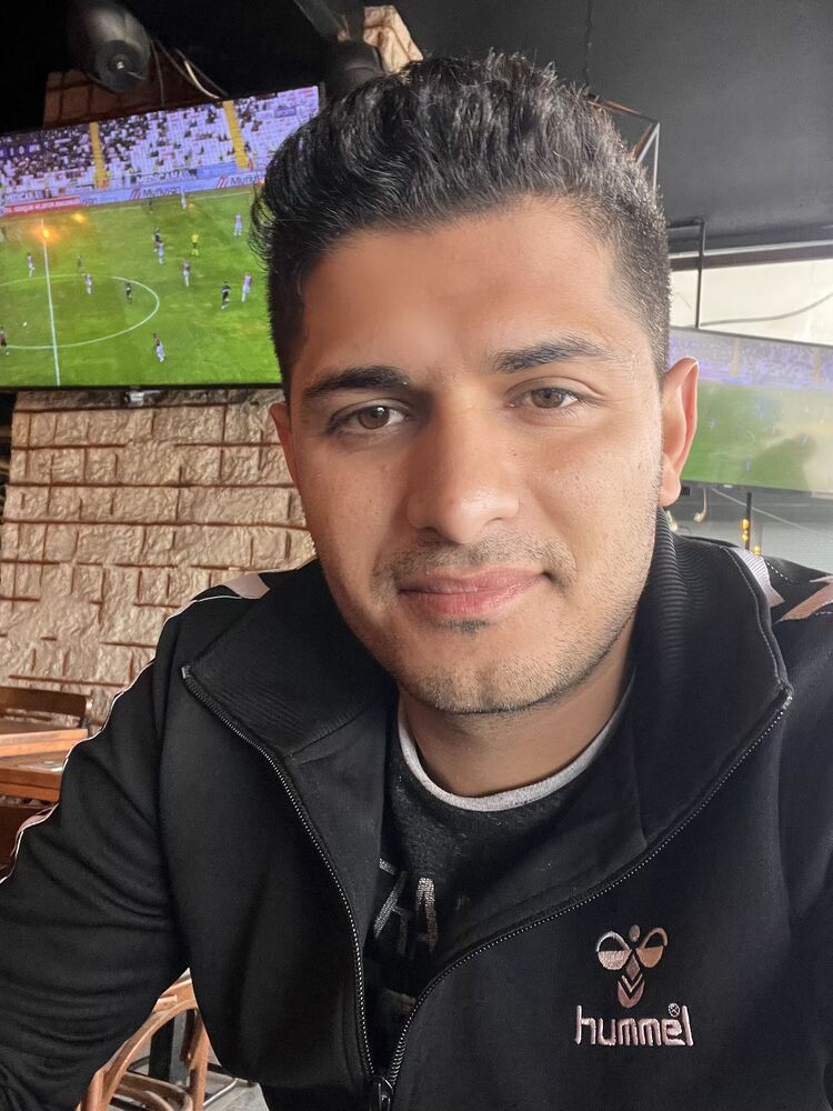  Aydin,   Ulas, 28 ,   ,   