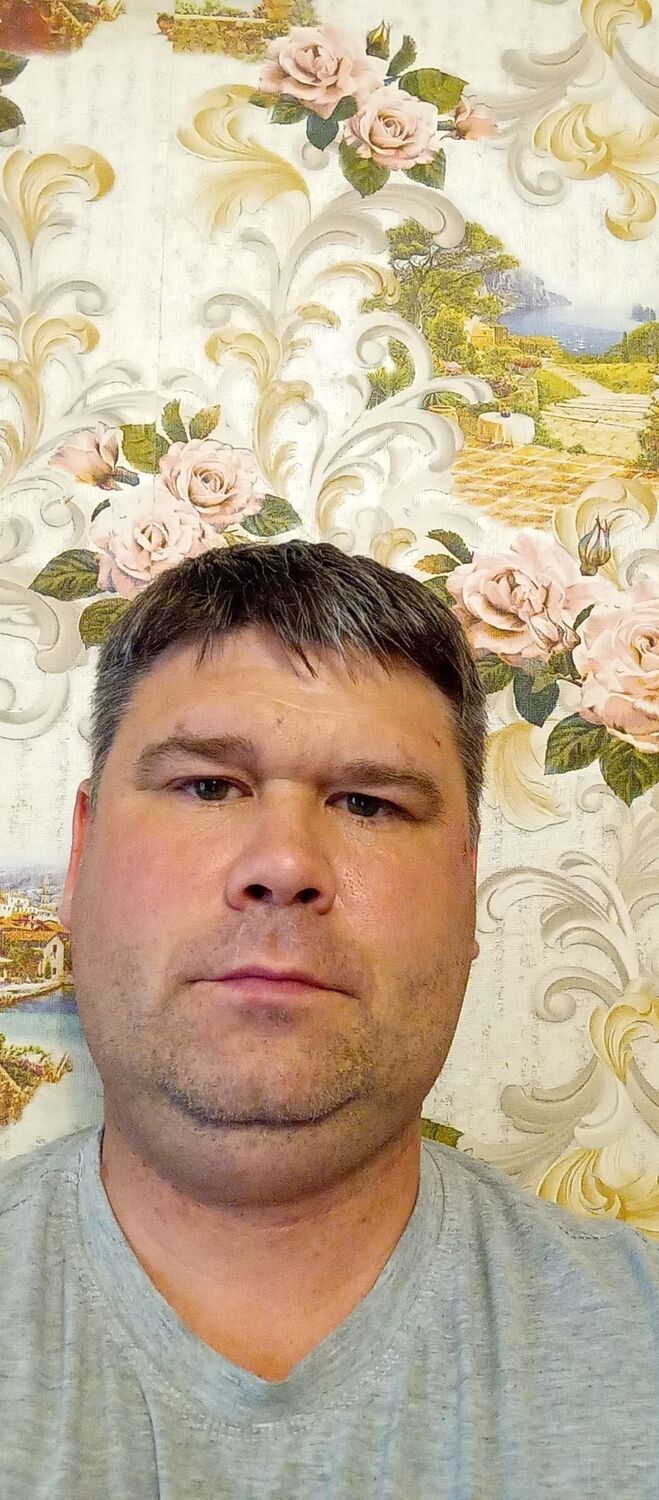  ,   Vladimir, 46 ,   ,   