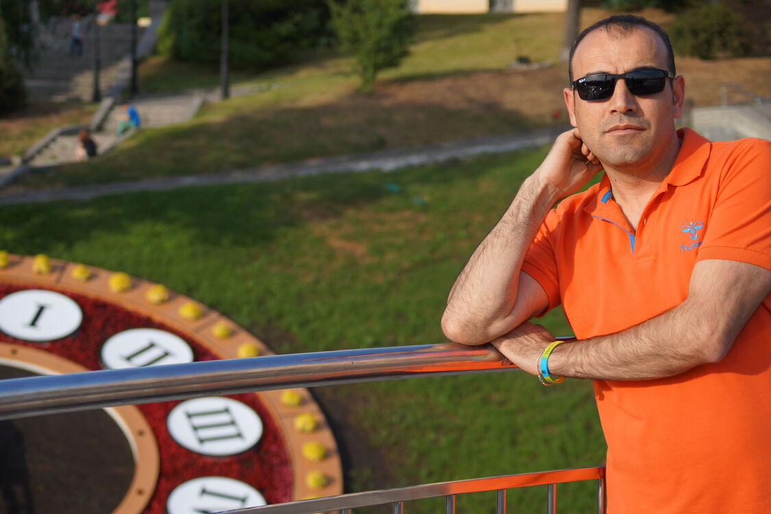  34425374  Mustii, 46 ,    