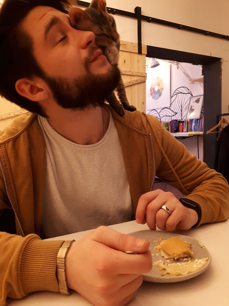  18364804  Verder, 26 ,    