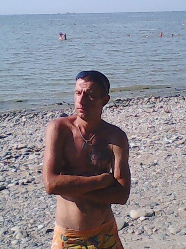  22387134  , 44 ,    