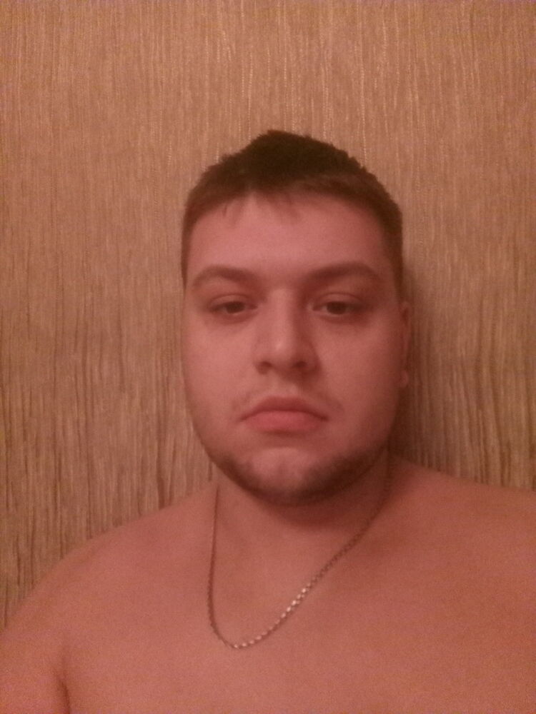  14830864  Roman, 32 ,    