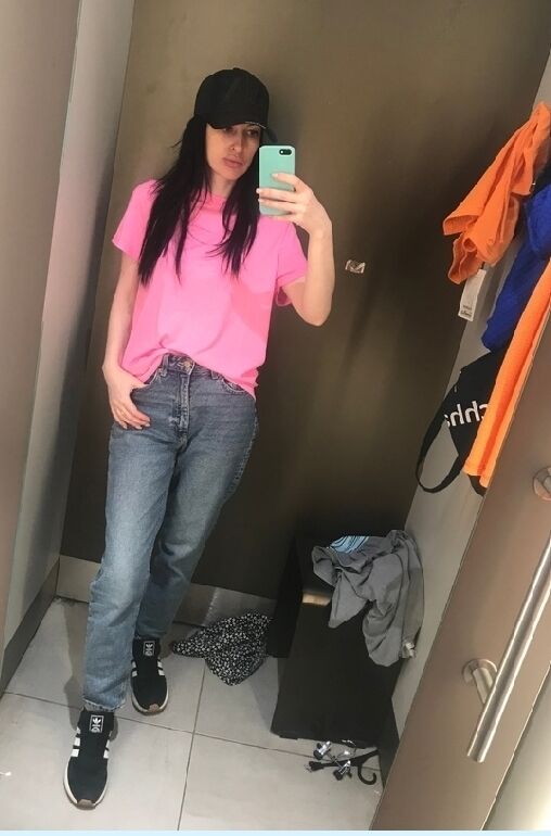  52595884  , 27 ,    
