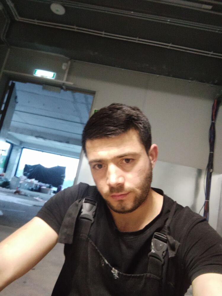  44596814  , 31 ,    -