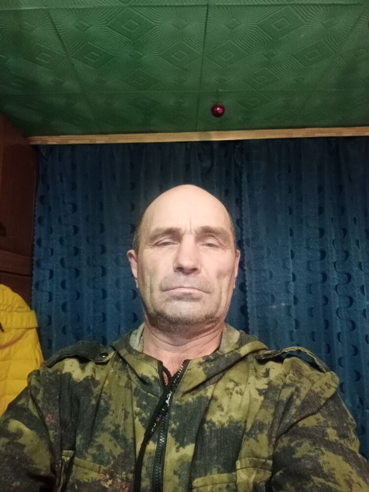  40436894  , 52 ,    