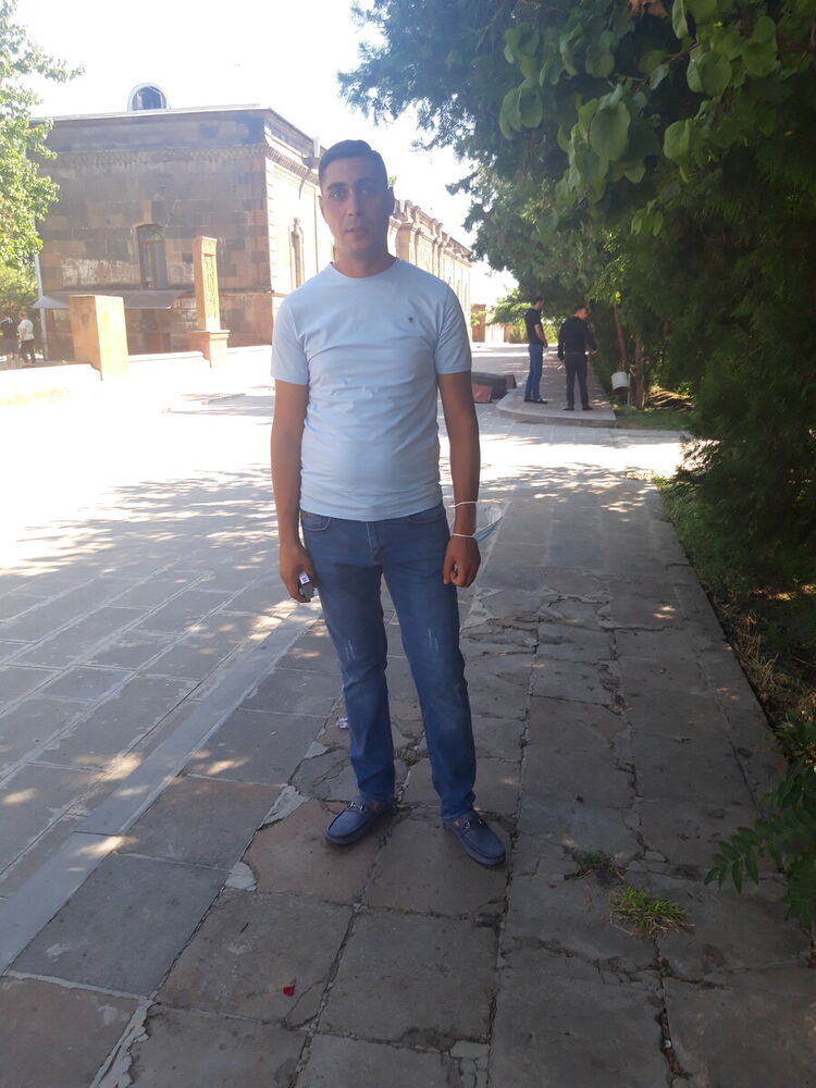 ���� 21796394 ������� Narek, 32 ����, ���� ���������� � �������