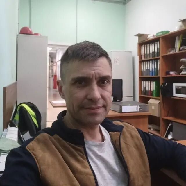  48445574  , 44 ,    