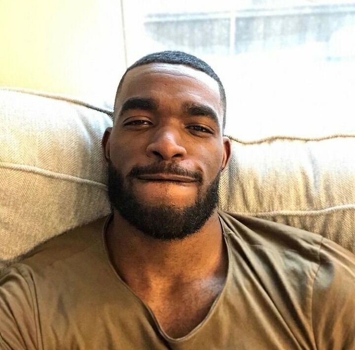  54710974  Mario, 36 ,    