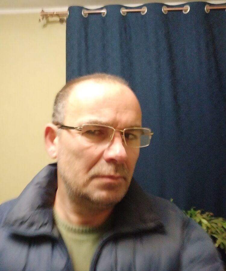  24586284  , 56 ,    