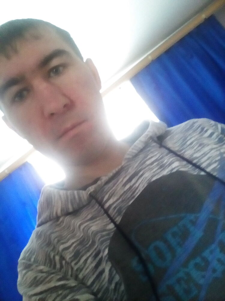  ,   Alex, 40 ,   