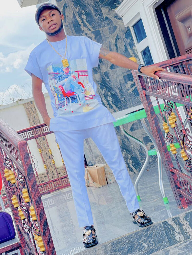  Umuahia,   Billionzx, 26 ,   ,   