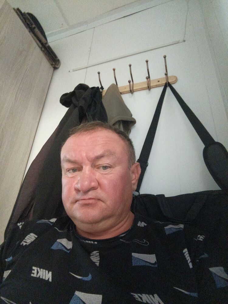  52966264  , 46 ,    